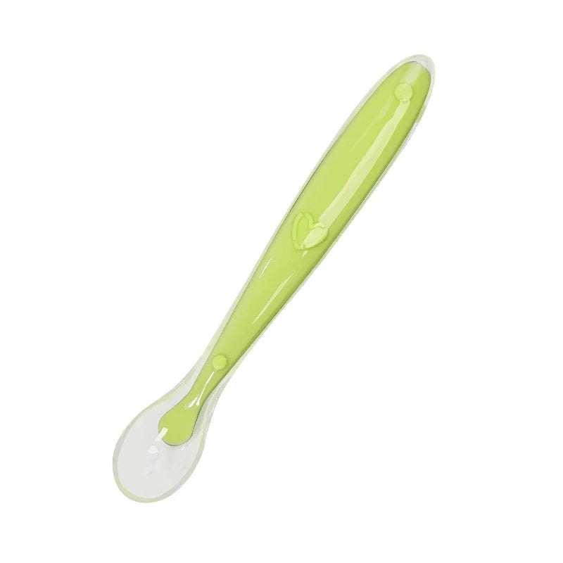 Cuillère en silicone souple pour bébé Cuillère d'alimentation